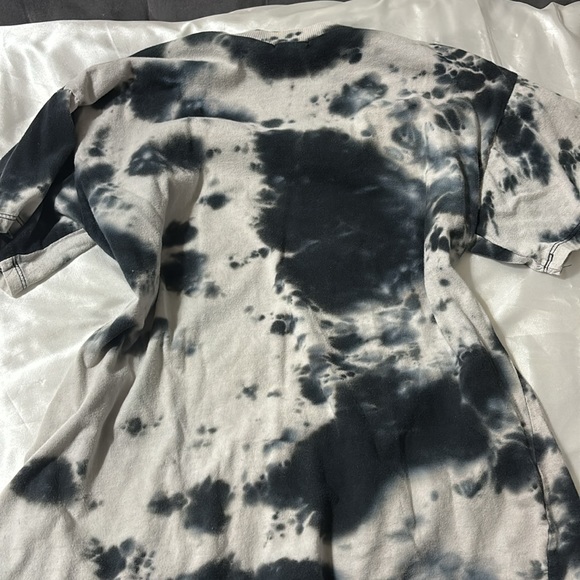 Tie died T-shirt, size us L - Picture 2 of 4